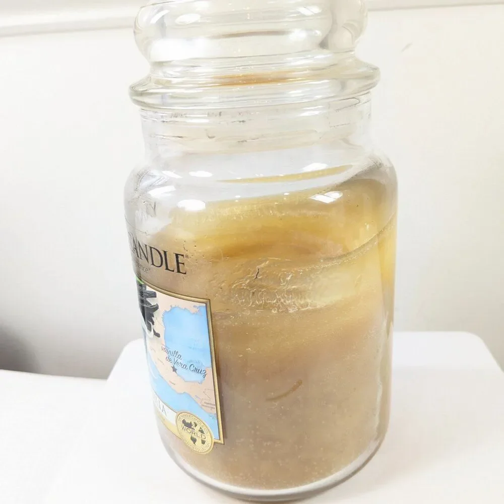 Yankee Candle Vera Cruz Vanilla World‎ Jar 22oz half full white label jar RARE